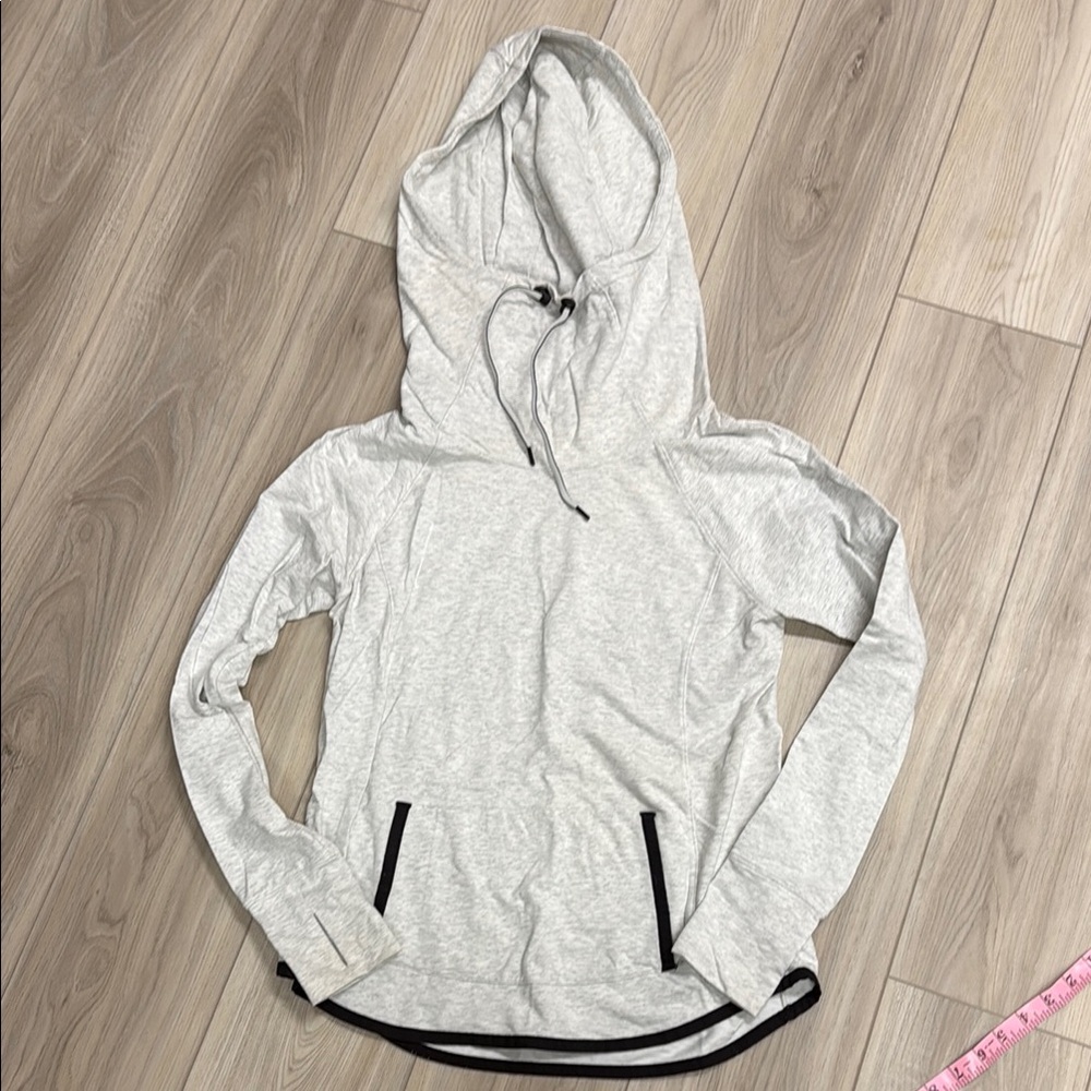 Women's Athleta light heathered gray hoodie